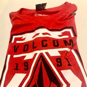 LOT 2 VOLCOM & Wonder Nation Boy's/Unisex T-Shirts XLarge NWT 3/$20